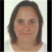 Maestra titulada en Educación Infantil, preparada para impartir talleres de origami y papiroflexia.