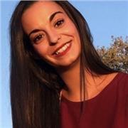 Sor profesora de Educación Primaria con mención en Pedagogía Terapéutica. Ofrezco dar clases de repaso y apoyo en las materias de Primaria. Cuento con experiencia