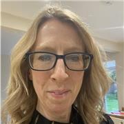 Experienced life coach and wellbeing expert