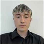 Insegnante aiuto-compiti laureato e interessato all’insegnamento formativo