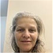 Accompagnante pour les enfants en difficultés scolaires en primaire.