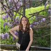 Laureata in mediazione linguistica, con 2 anni di esperienza, offre lezioni private di inglese.