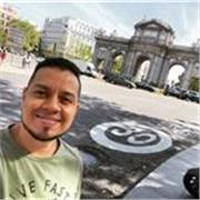 Profesor de inglés, apto para dar clases a estudiantes de cualquier edad