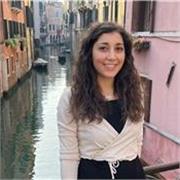 Laureata in Lingue e Letterature Moderne dell'Occidente e dell'Oriente
