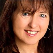 Ich bin Lerncoach und Übersetzerin. Ich gebe Nachhilfeunterricht in Deutsch