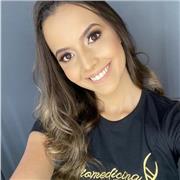 Biomédica e estudante de medicina da UFMG, experiência com aulas particulares de ciências biológicas