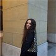 Profesora de educación primaria interesada en impartir clases de cualquier materia
