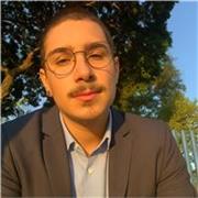 Professor com compromisso do ensino de História, Filosofia e Sociologia