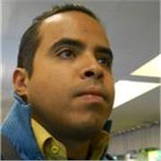 Licenciado en Historia del Arte, me ocupo del estudio, investigación y divulgación del arte, la imagen y la culturaSoy fabuloso impartiendo clases de historia del arte en línea. Con rigor académico, entusiasmo y recursos multimedia, hago que el pasado cob