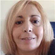 Laureata in farmacia ed in Tossicologia per l'ambiente e con superamento dell'esame di Stato per chimici, impartisce ripetizioni di chimica per ogni ordine e grado