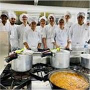 Profesor de cocina italiana , básica