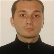 Sono recentemente laureato in Comunicazione Internazionale per il Turismo, la mia specializzazione sono le lingue straniere (principalmente inglese, spagnolo e francese), ma sono anche preparato in storia e geografia