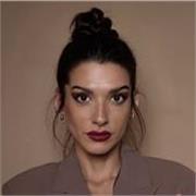 Profesional de la estética y la danza.
Clases de estética 
Trabajo en centros y a nivel particular.
Clases de baile adaptadas 