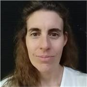 Profesora de español y lengua y literatura para extranjeros, para niños, jóvenes y adultos