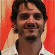 Professor de humanidades para alunos do ensino Fundamental e Médio