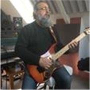 Musicien professionnel donne cours de guitare, tous styles, tous niveauxRégion de Valenciennes et environs ou à distance en vidéo