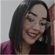 Profesora de Español/Inglés y Tecnología imparte clases a niños y jóvenes