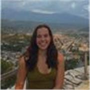 Estudiante de 4º de Medicina hablante nativa de ingles