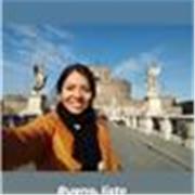 Profesora de español da clases online a alumnos de diferentes edades y niveles. Cultura y literatura. Soy profesora y licenciada en Letras Modernas, egresada de la UNC, tengo una maestría en educación integral y holística. Experiencia trabajando con niños