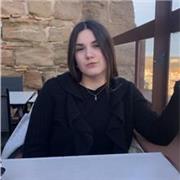 Profesora de diversas materias, conocimientos de bachillerato de ciencias