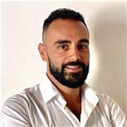 Impara tutto sul UX/UI Design!
Lezioni per profili di tutti i livelli, dal principiante al senior.
Online o in presenza a Milano.