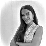 Profesora de Derecho. Abogada junior en ejercicio