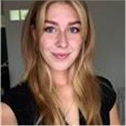 Profesora nativa con mucha experiencia y apta para todos los niveles.