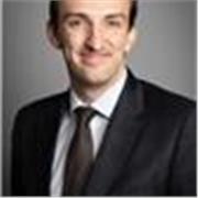 Experienced family lawyer who can teach you to get through your module