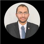 Erfahrener Französischlehrer mit Leidenschaft für Sprachen und Kultur