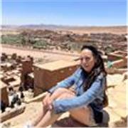 Profesora de apoyo y refuerzo presencial para alumnos de secundaria