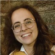 Sono un'insegnante di Italiano per stranieri qualificata, ho esperienza con studenti di tutte le età. Parlo inglese e spagnolo