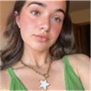 Profesora de matemáticas y física para niveles de primaria a bachillerato