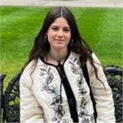 Kaixo! Soy Laura, estudiante de Física de EHU, doy clases particulares de Física, Matemáticas e Idiomas (Inglés/Alemán)