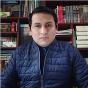 Profesor en la especialidad de Historia y Geografía para estudiantes del nivel secundaria