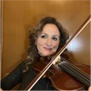 Insegnante di viola e violino impartisce lezioni private