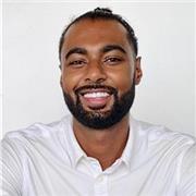 Hi there! 😊 I'm Marc, your friendly English teacher. Are you ready to improve your English in a fun and supportive way?