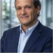 Profesor/entrenador de habilidades directivas con mas de 20 años de experiencia en multinacional