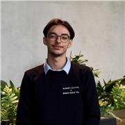 Prof patient et passionné, j’aide les élèves de collège et lycée à comprendre les maths simplement et à gagner en confiance.