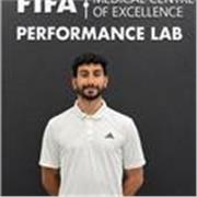 Soy fisioterapeuta deportivo de escuela de Real Madrid. Doy clases a atletas de élite 