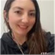 Profesora de preescolar hábil y comprometida con los niños y niñas y su proceso de aprendizaje 