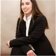 Soy profesora de dibujo y pintura apasionada por el arte. Ofrezco clases dinámicas para niños y adolescentes (de 6 a 16 años).