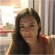 Mi chiamo Monia, sono laureata in lingue e letterature straniere; la mia lingua di specializzazione è l’inglese