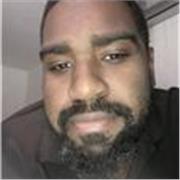 Profesor de inglés imparte clases a adultos y adolescentes mayores de 15 años