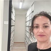 Graduada en Humanidades e Historia del Arte imparto clases de las siguientes materias: lengua y literatura, latín, griego, geografía e historia, filosofía, además de idiomas como inglés ,francés e italiano