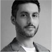 Esperto di Graphic Design con esperienza di lavoro in Adobe Suite, offre lezioni private di Graphic Design a Roma.
