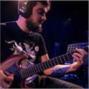 Professeur de guitare et basse (Vouvrillon / Tours Nord)