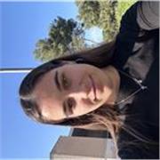 Estudiante de universidad de Ciencia, Tecnología y Humanidades