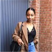 Étudiante de 18ans très pédagogue qui saura trouver les bons moyens pour faire évoluer votre enfants (niveau collège/lycée)
