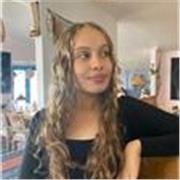 Profesora de inglés en formación con habilidades lingüísticas y culturales en el idioma inglés. Disponible para tutorías