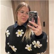 Me considero una persona proactiva, afable, cercana y responsable. Me gustaría dar clase a los más pequeños.